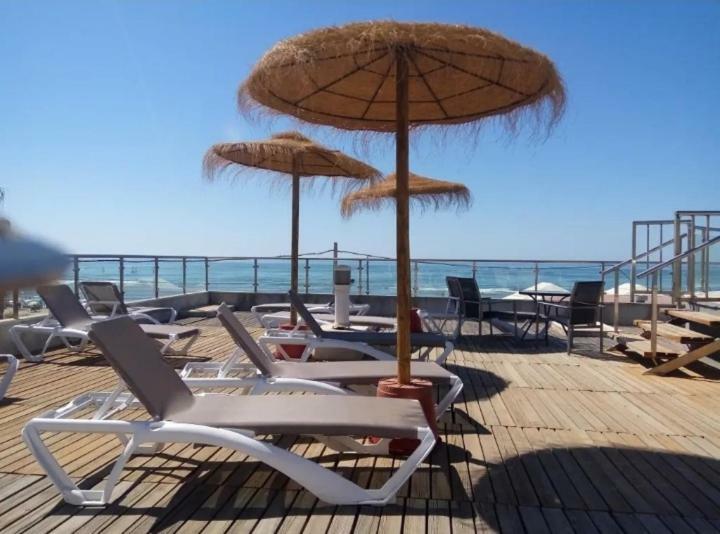 Islantilla-Apartamento Con Piscina Y Garaje En Primera Linea De Playa Isla Cristina Buitenkant foto
